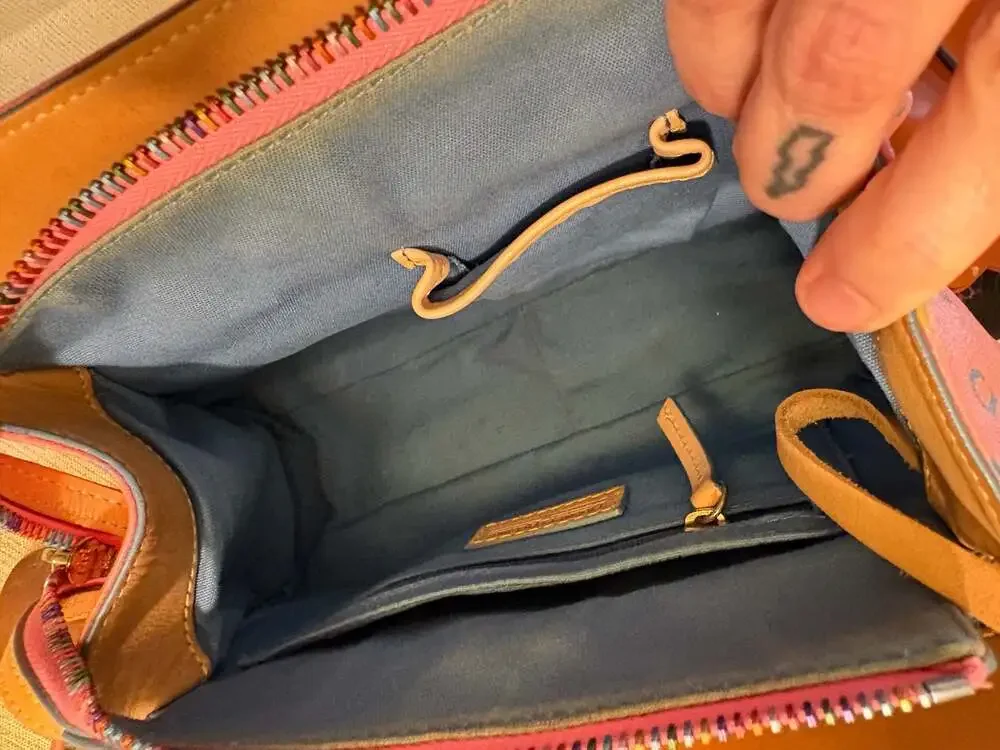 Dooney & Bourke medium satchel